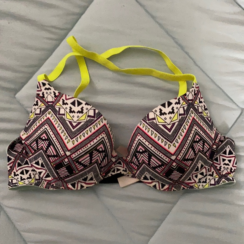 Neon Geometric Print Victoria’s Secret PINK Wear Everything Push Up Bra 34B